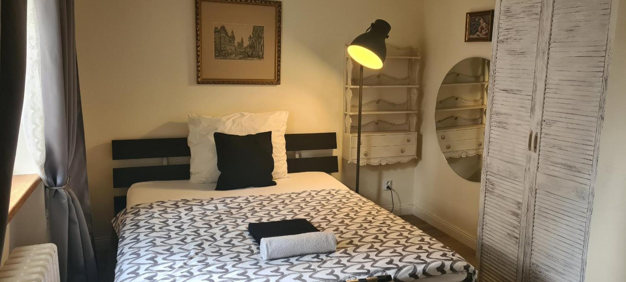 Airport Rooms Praag Buitenkant foto